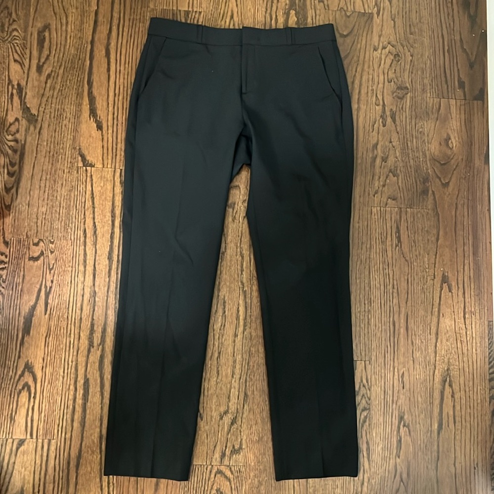 Banana Republic “Ryan” dress pants